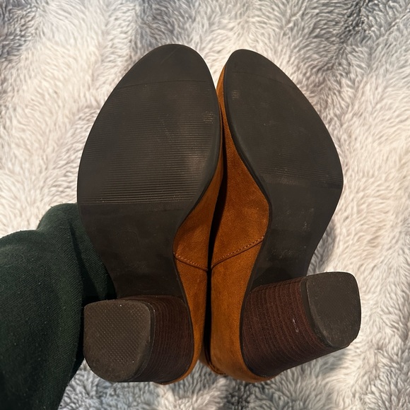 🌼🌺LC Lauren Conrad 🌺🌼 Camel Brown Heeled Booties - Picture 4 of 4